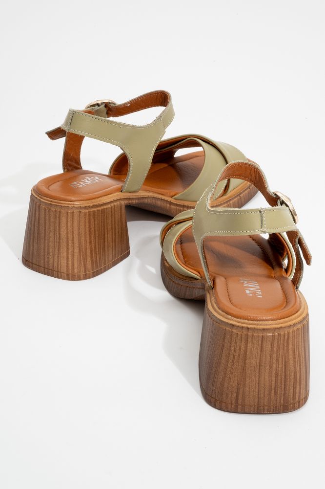 kadin-deri-bantli-kalin-topuk-ayakkabi-MINT YESIL-ALP2525004-0089925_0